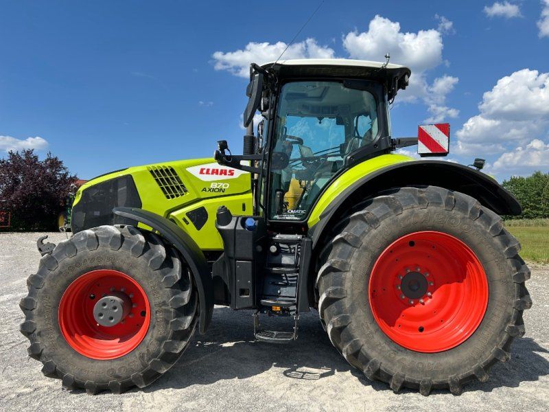 Claas Axion 870