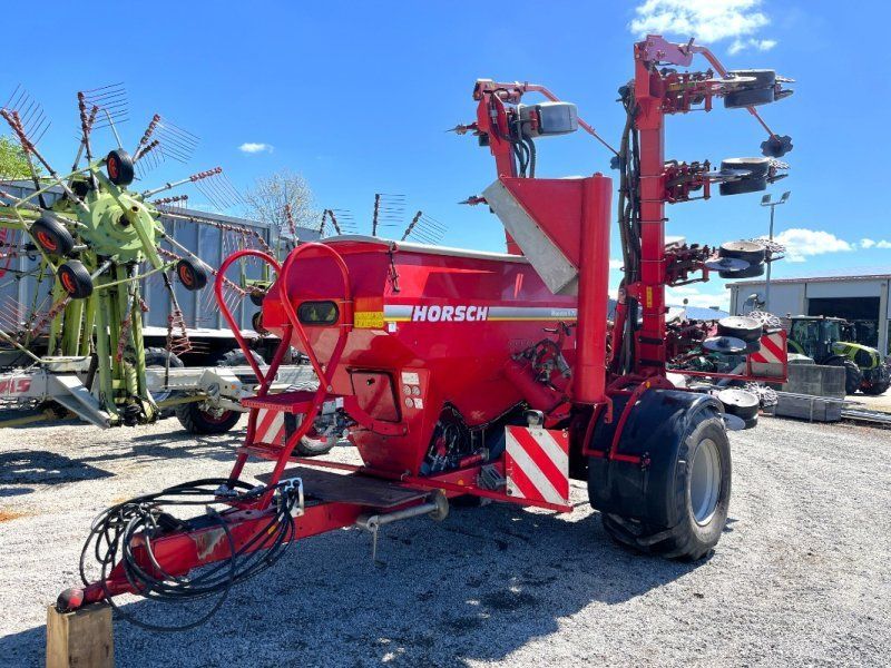 Horsch MAESTRO 8.75 CC, 10-reiher, Düngerbefüllschnecke