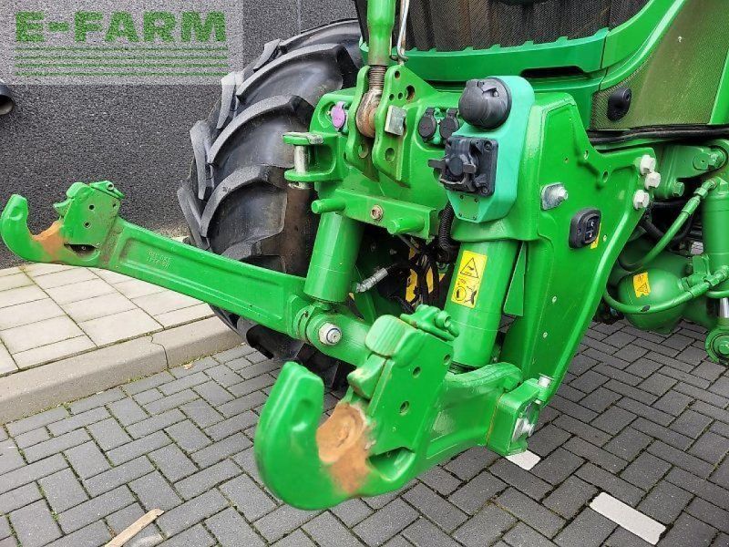 John Deere 6230r