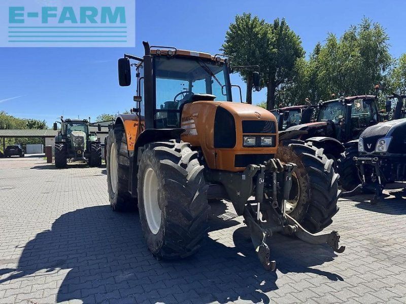 Renault ares 640rz