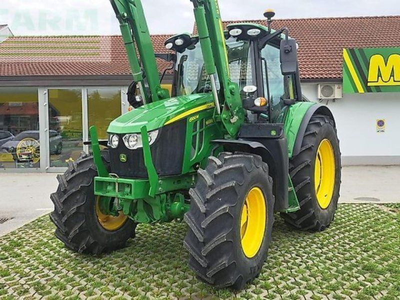 John Deere 6100m
