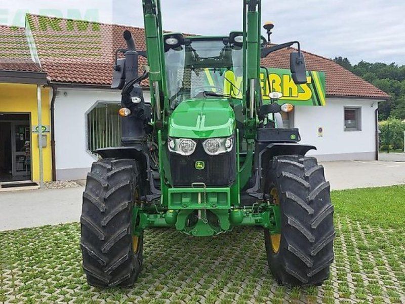 John Deere 6100m