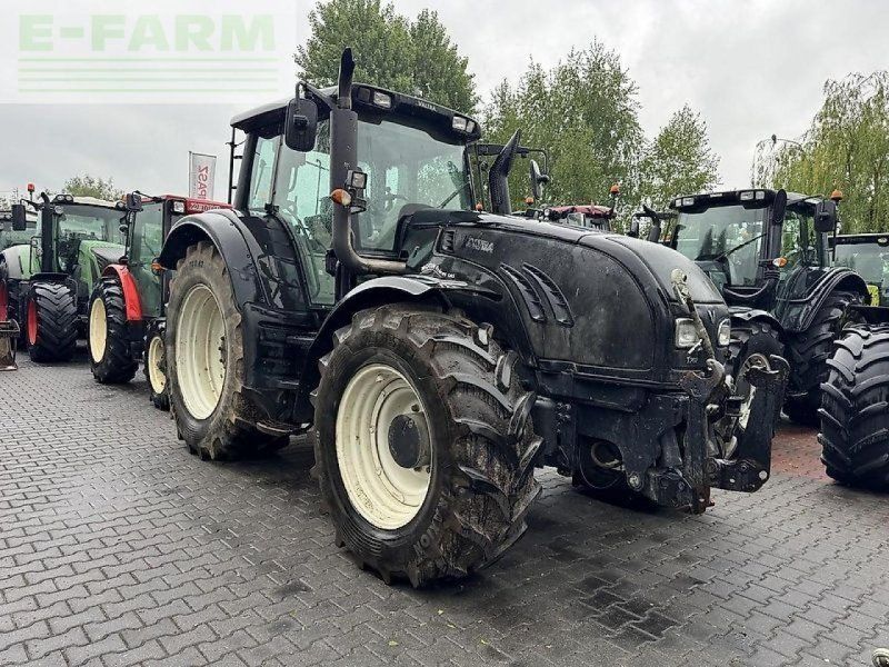 Valtra t202 versu