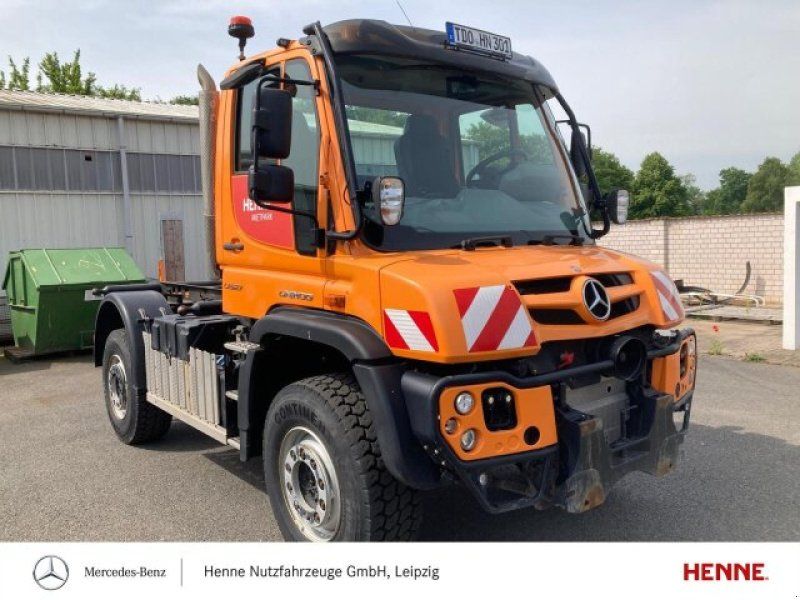 Mercedes-Benz U 527