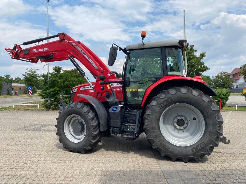 Massey Ferguson 6716 S