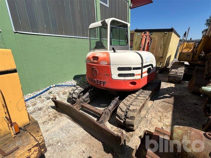 Schaeff HR32