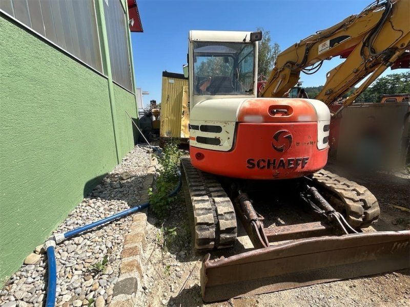 Schaeff HR32