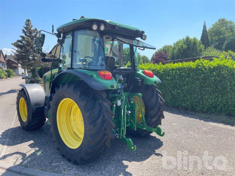 John Deere 5090M