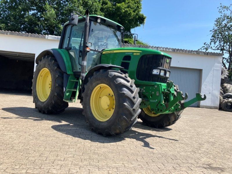 John Deere 6830 PLUS