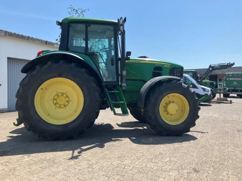 John Deere 6830 PLUS