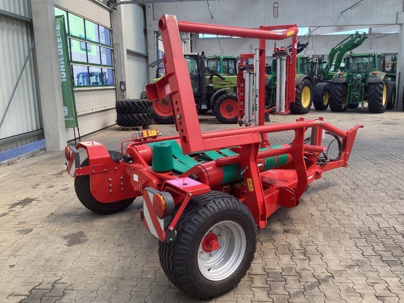 Kverneland 7740 J