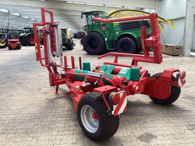 Kverneland 7740 J