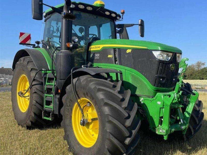John Deere 6R 250
