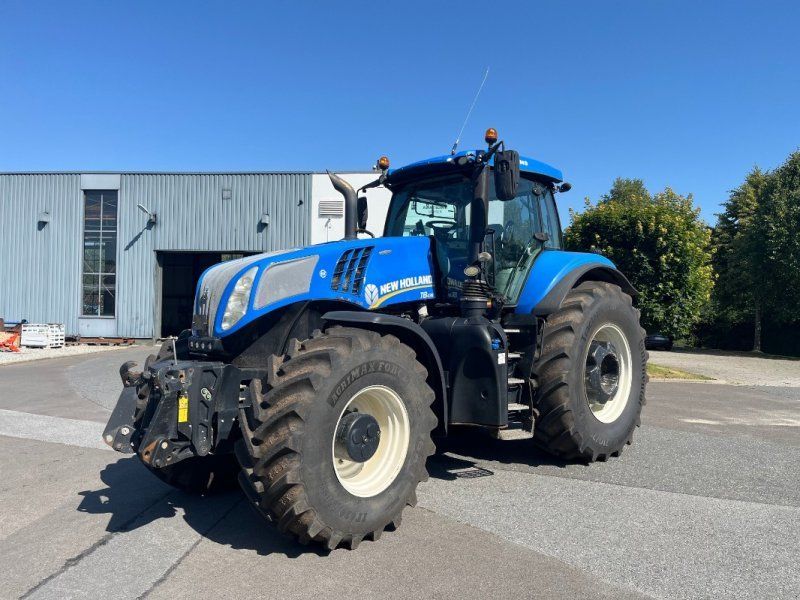 New Holland T 8.435 AC