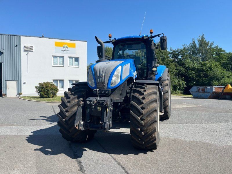 New Holland T 8.435 AC