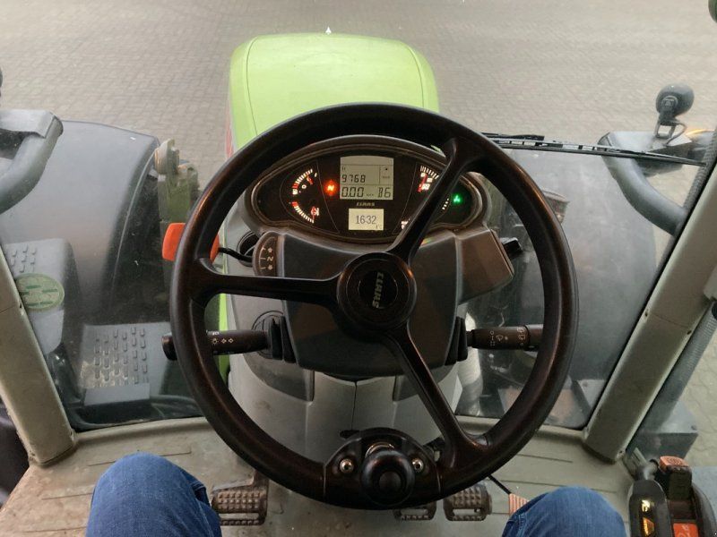 Claas ARION 650 CIS HASHIFT