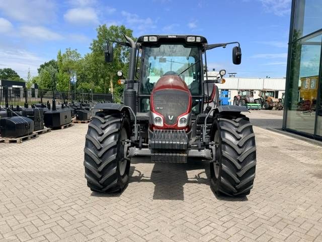 Valtra N93 Hitech