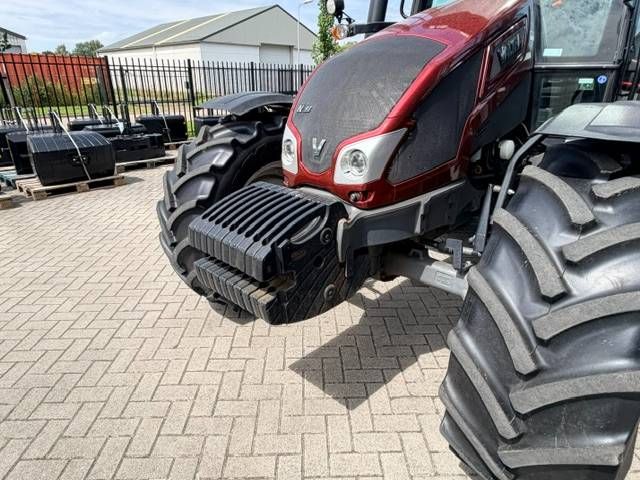 Valtra N93 Hitech