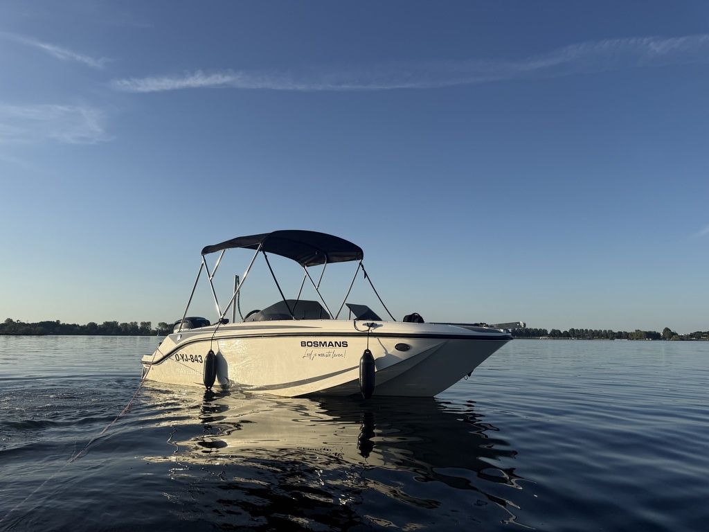 Bayliner M17 speedboot 100 PK mercury DEMO 2026