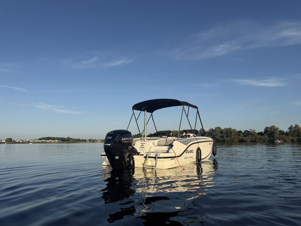 Bayliner M17 speedboot 100 PK mercury DEMO 2026