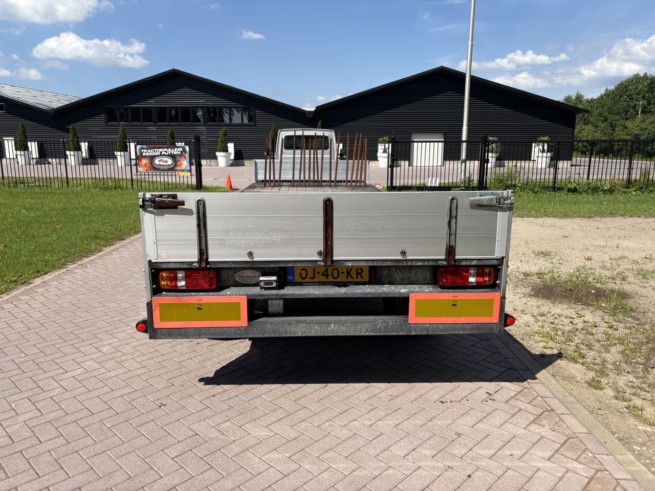 DOORNWAARD platform BE oplegger 5.5 TON