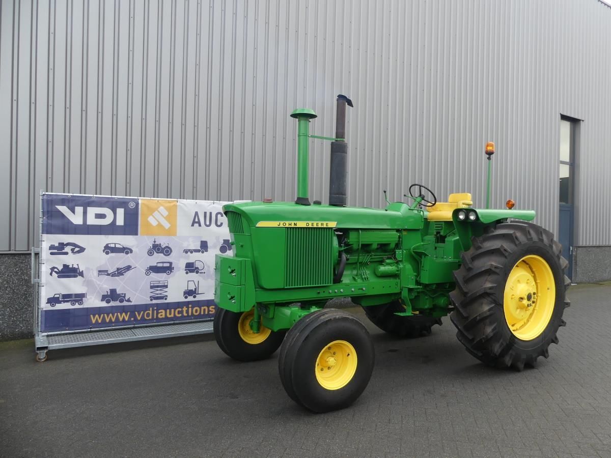 John Deere 4620