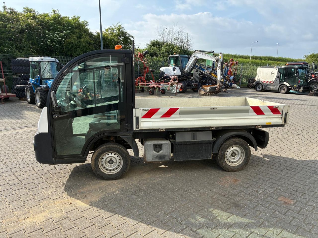 Mega RNH9 electrische wagen