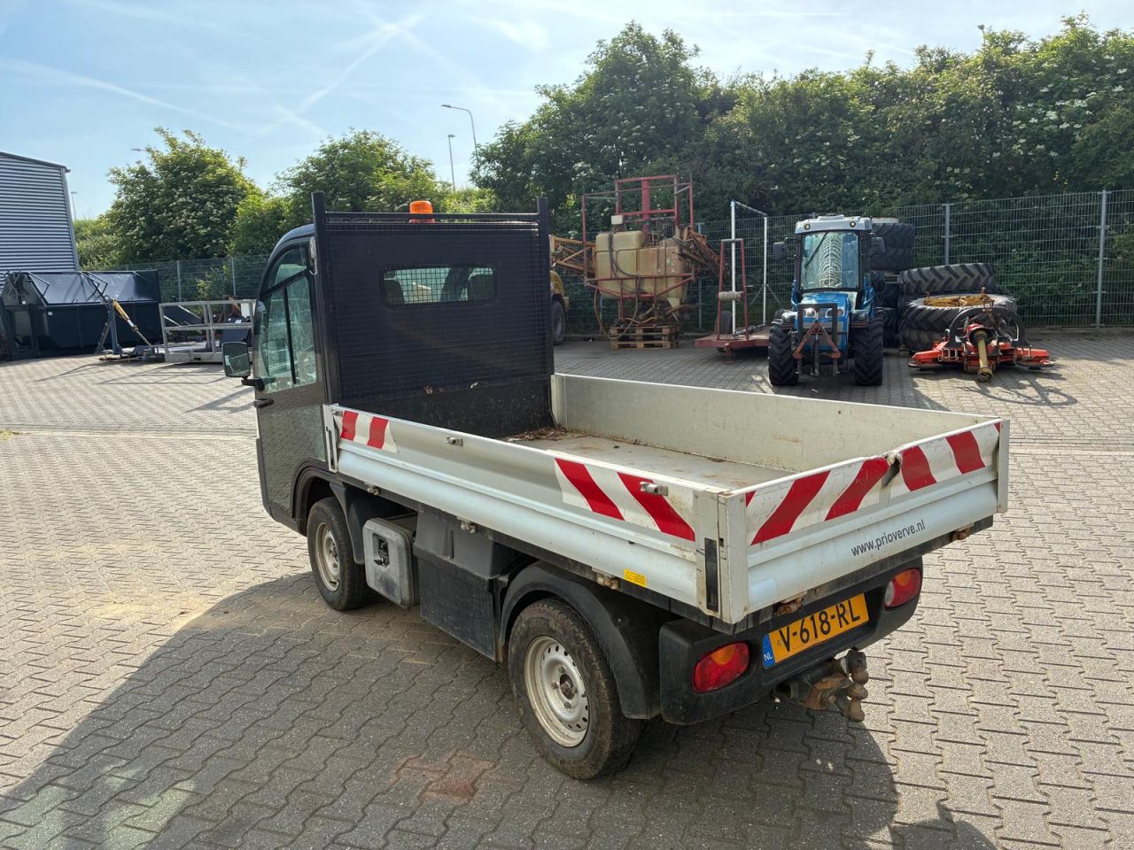 Mega RNH9 electrische wagen