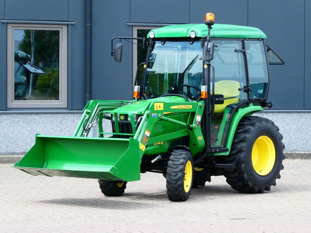 John Deere 3036E 4wd HST / 00925 Draaiuren / Voorlader