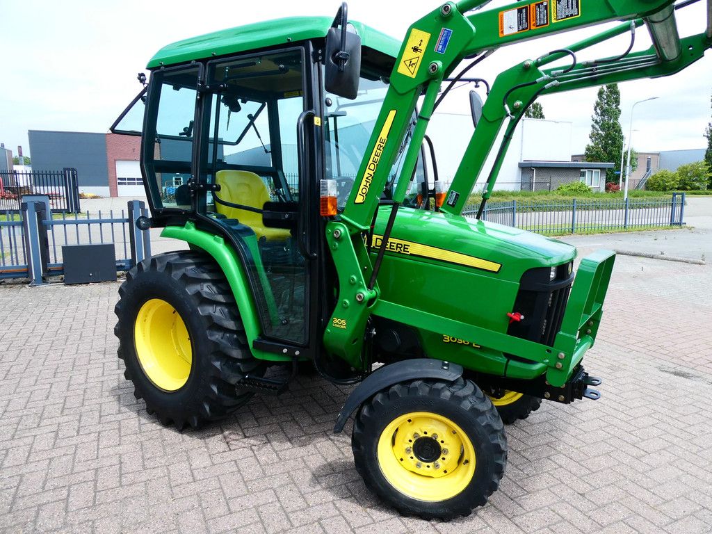 John Deere 3036E 4wd HST / 00925 Draaiuren / Voorlader