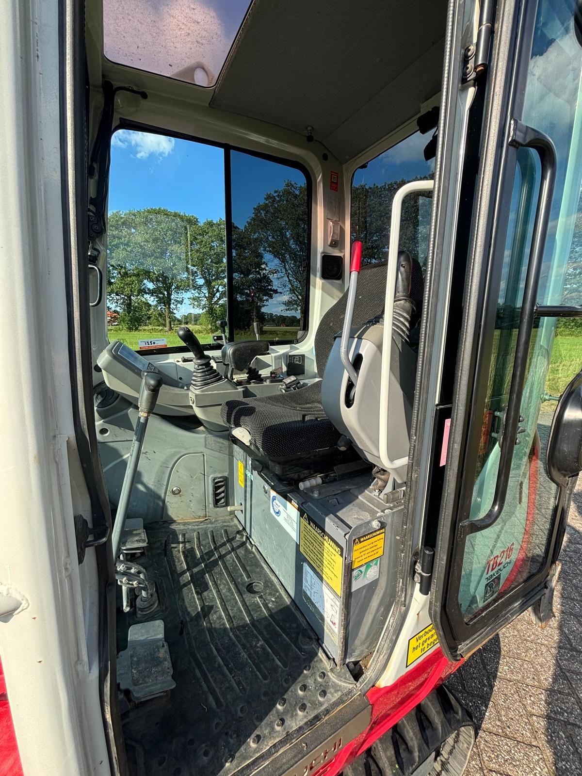 Takeuchi TB216 LSA extra