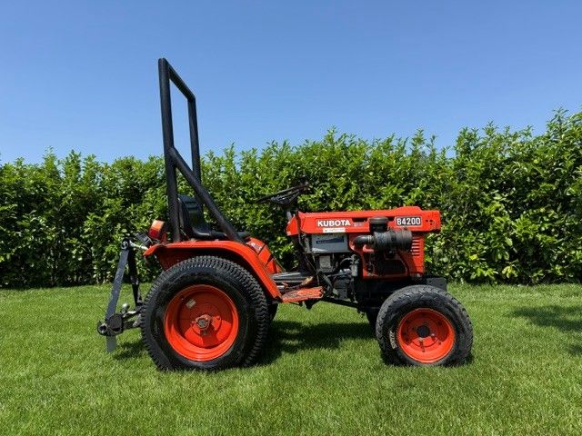 Kubota B4200 4WD