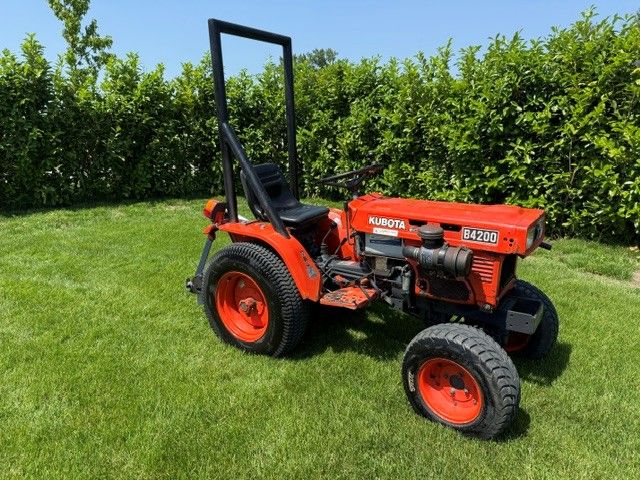 Kubota B4200 4WD