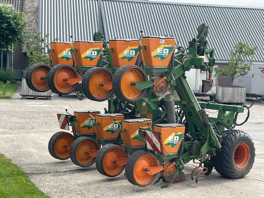 Amazone ED 801K amazone mais zaaier 8 rijer