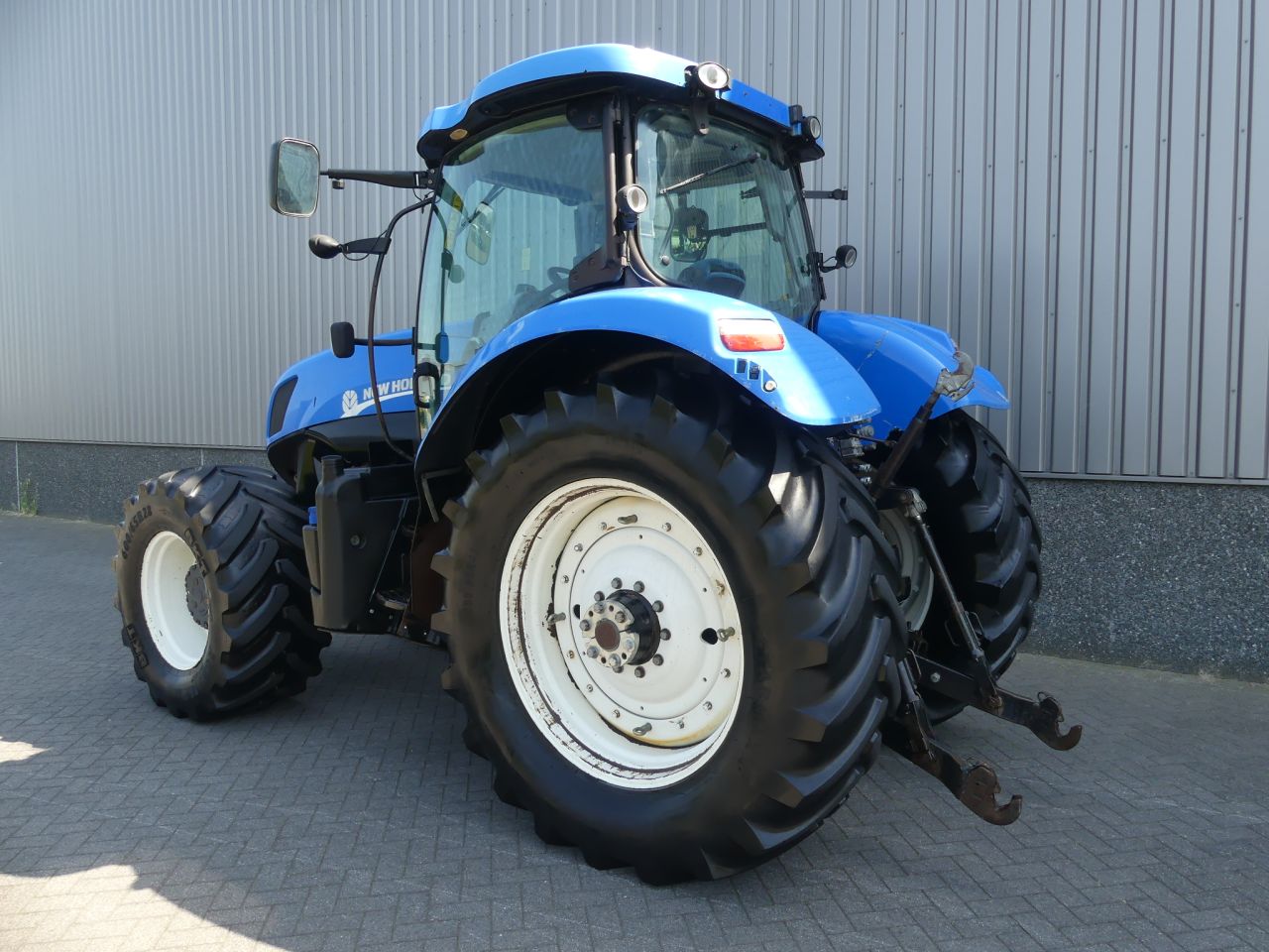 New Holland T7.235 Supersteer