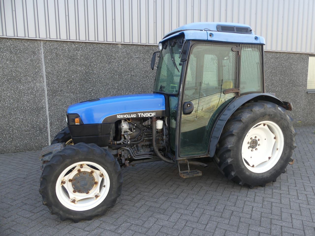 New Holland TN90F Supersteer semi smalspoor