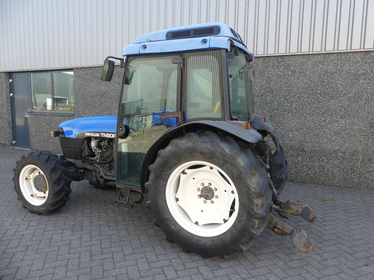 New Holland TN90F Supersteer semi smalspoor