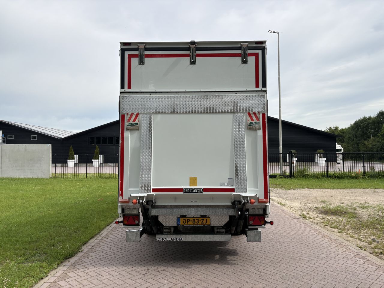 Be oplegger Bunk schuifzielen 7 ton met laadklep 1500 kg