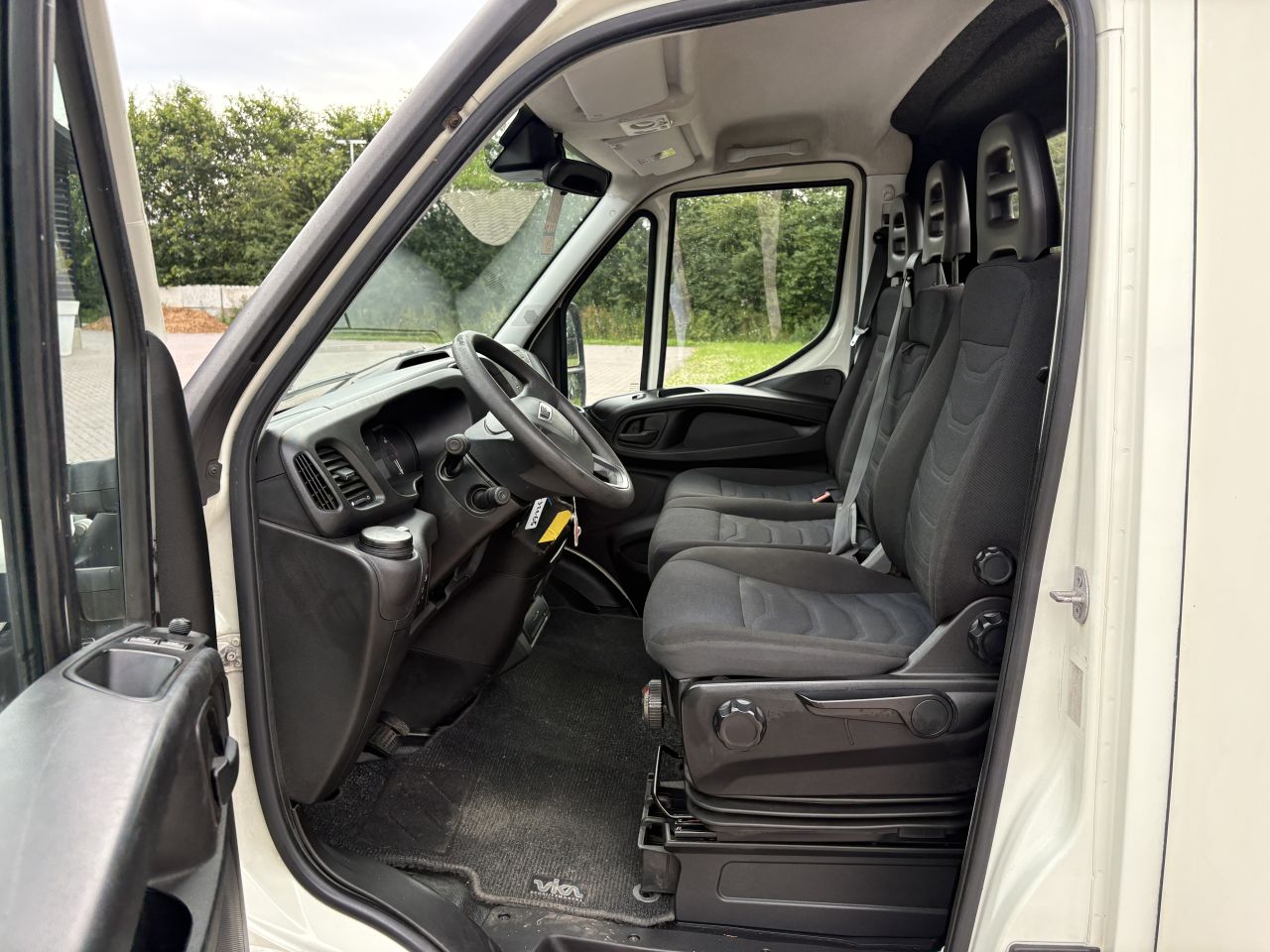 Iveco Daily 40C21 HI MATIC AUTOMAAT BE TREKKER 9.3 TON EURO 6