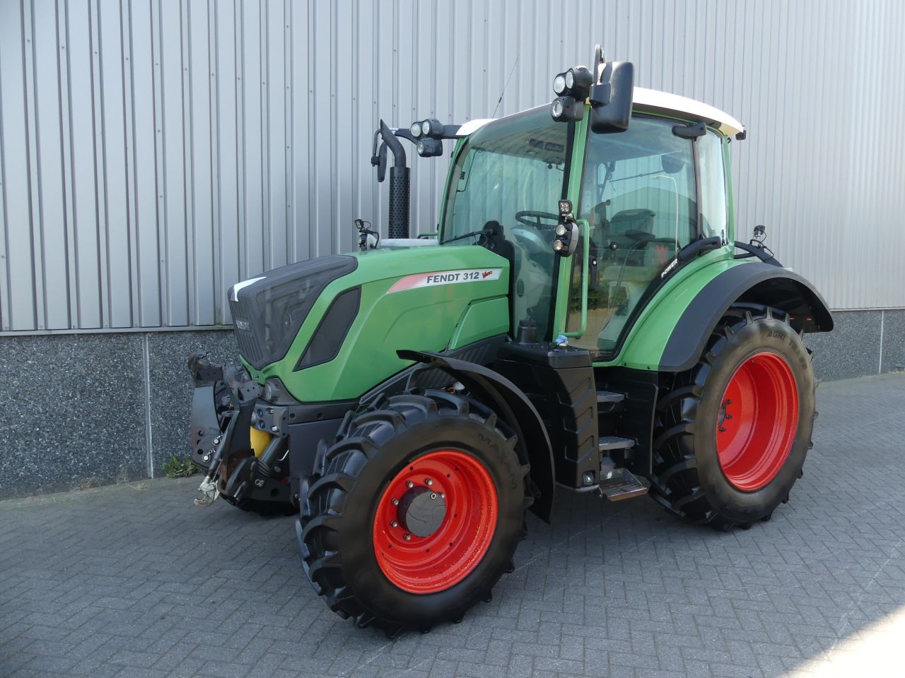 Fendt 312 Vario Power met fronthef & PTO 7345 uur
