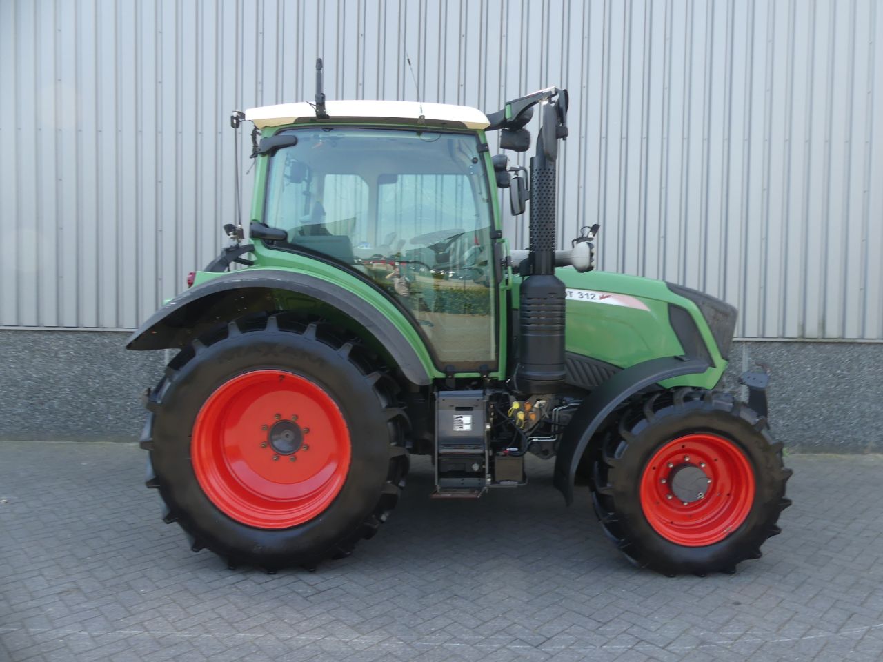 Fendt 312 Vario Power met fronthef & PTO 7345 uur