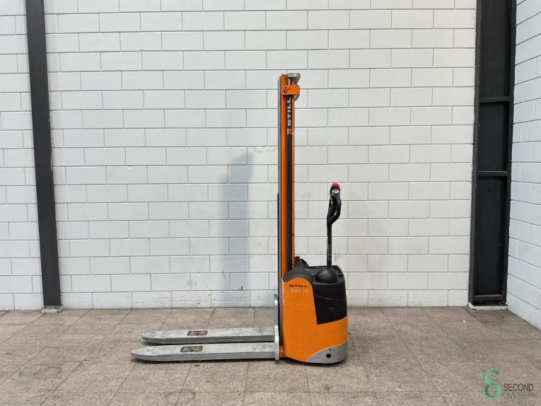 Stackers Electric Still EGV12 2005 Free lift