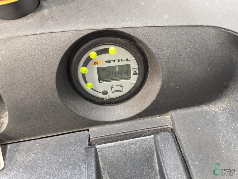 Stackers Electric Still EGV12 2005 Free lift
