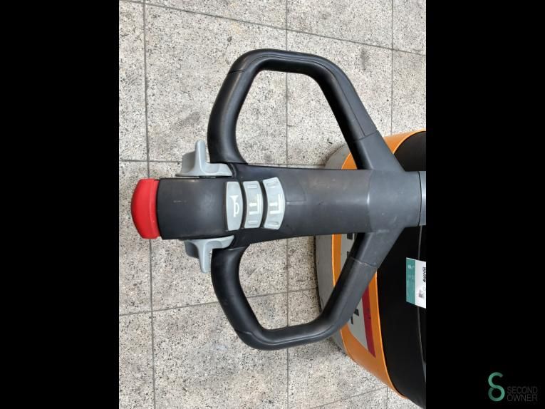 Stackers Electric Still EGV12 2005 Free lift