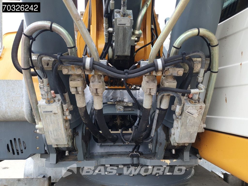 Liebherr A920