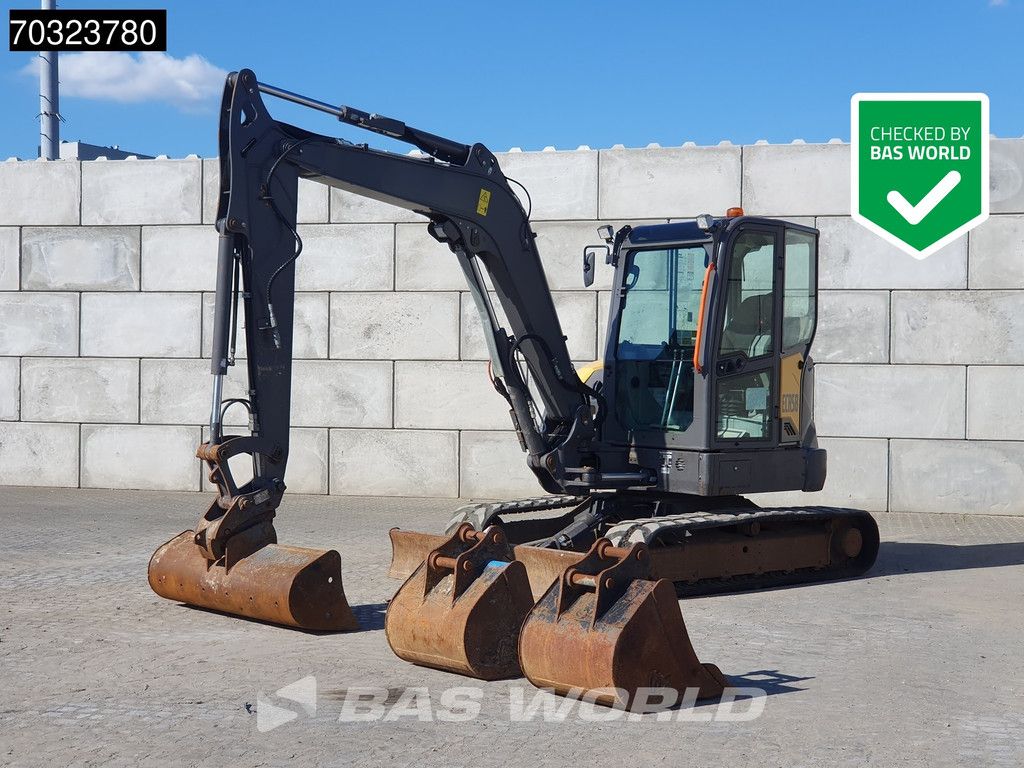 Volvo ECR58 F A/C - 3 Buckets