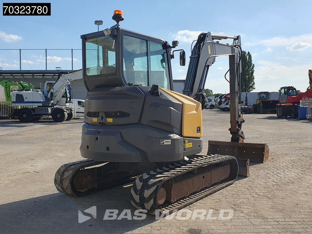Volvo ECR58 F A/C - 3 Buckets