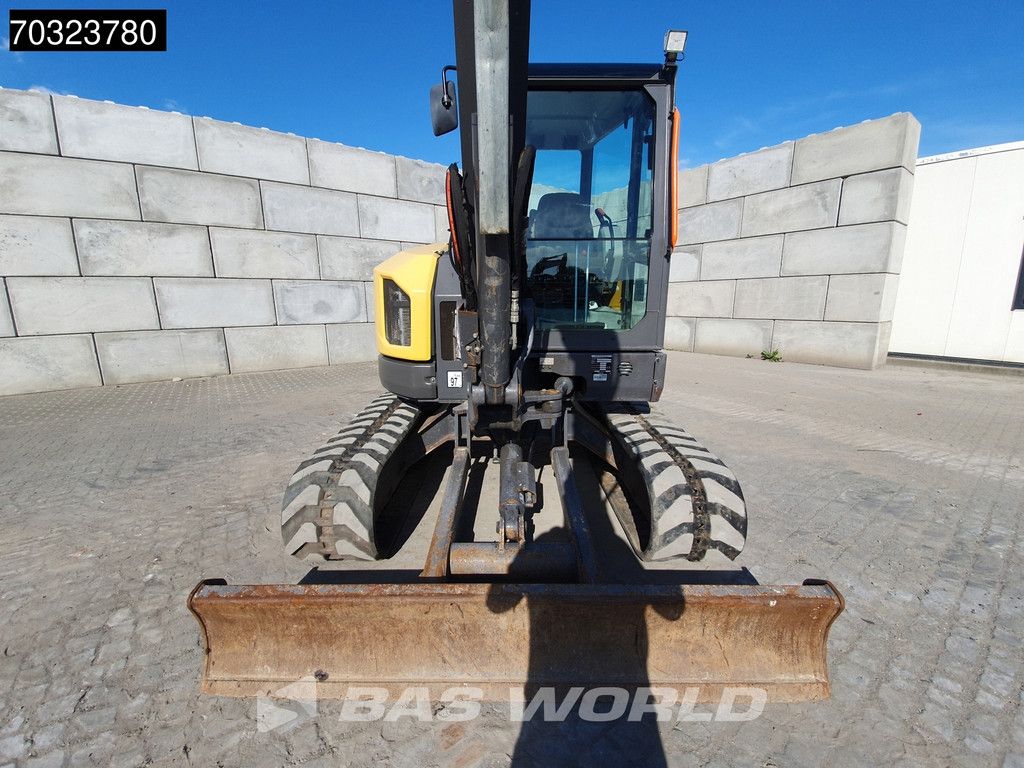 Volvo ECR58 F A/C - 3 Buckets