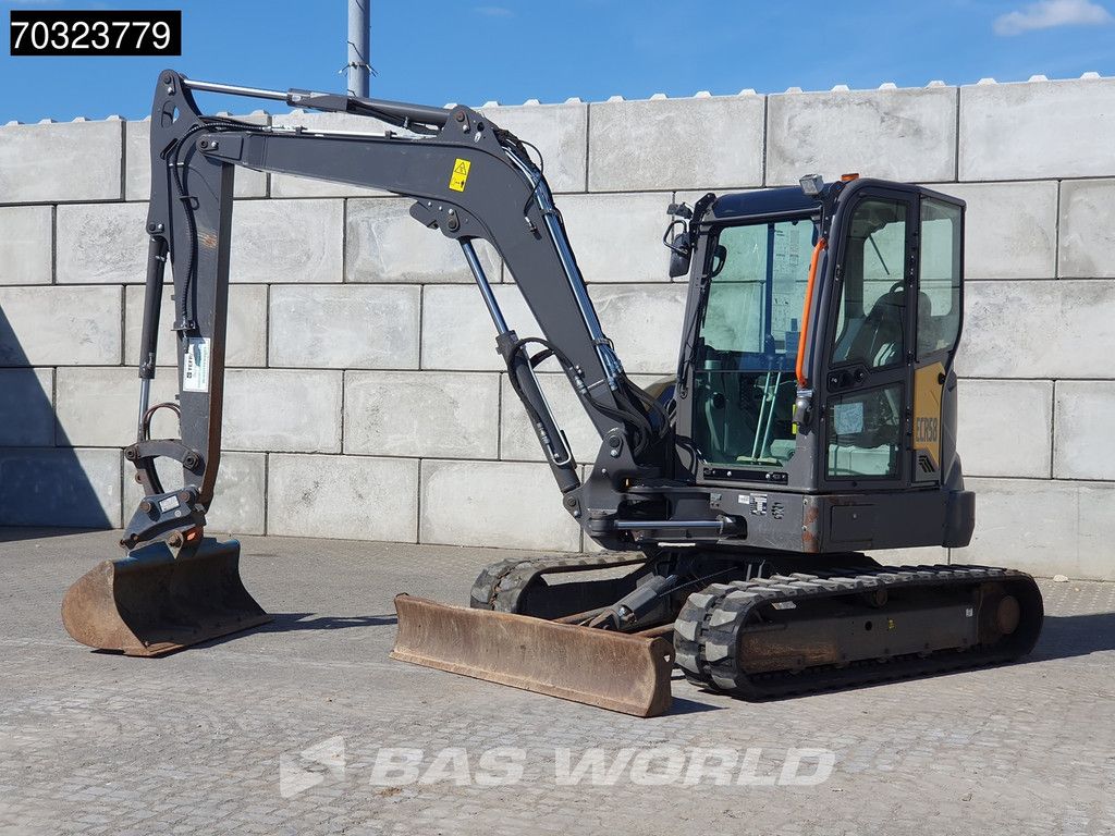 Volvo ECR58 F A/C - 3 Buckets