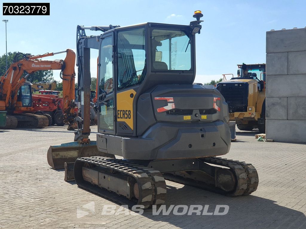 Volvo ECR58 F A/C - 3 Buckets